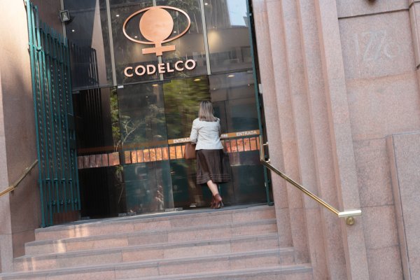 Dirigentes de la FTC deciden retirar la quina presentada a La Moneda para definir representante en el directorio de Codelco