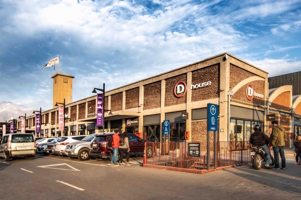 VivoCorp le vende sus outlets al grupo Patio tras acuerdo entre Saieh y BTG Pactual