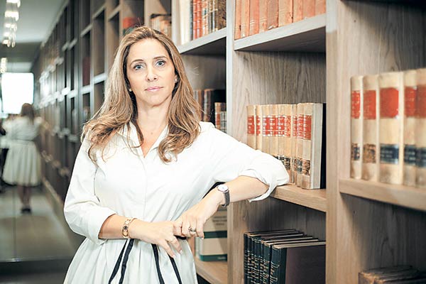 Albagli Zaliasnik y Falabella destacan en Chambers Diversidad