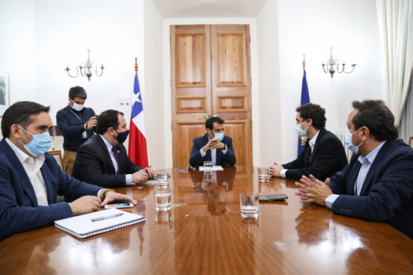 Gobierno ingresó a Contraloría decreto para el segundo retiro del 10% de las AFP