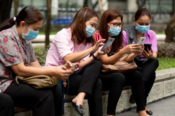 Los avisos en los medios digitales siguieron creciendo 8% durante la pandemia. Foto: Bloomberg