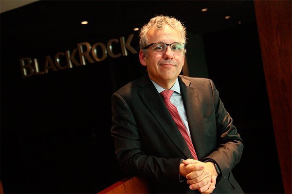 Axel Christensen, de BlackRock, advierte del riesgo del retiro del 10% y “perforar una base de inversionistas locales institucionales”