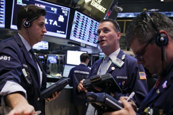 Acciones tecnológicas arrastraron a Wall Street a rojo