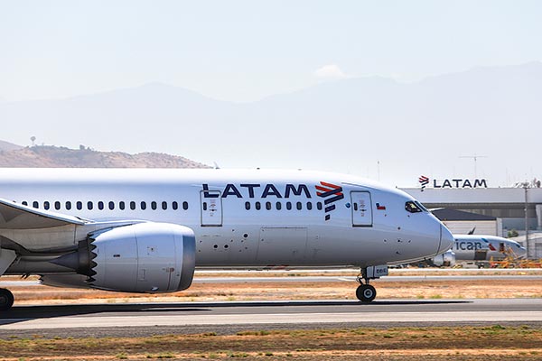 Analistas ven sombrío 2021 para la acción de Latam por incertidumbre tras reestructuración