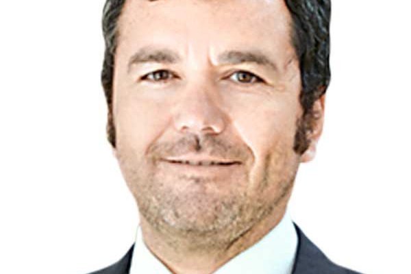 Interés social, interés grupal y conducta de mercado