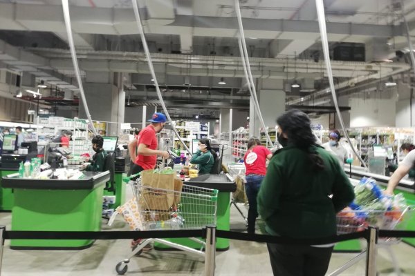 Tienda oscura de Cencosud en supermercado Jumbo.