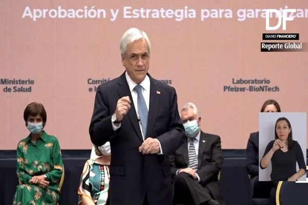<p>Ahora en DF| Piñera llama a la confianza: "Todas la vacunas que se apliquen en Chile van a tener la aprobación del ISP"</p>