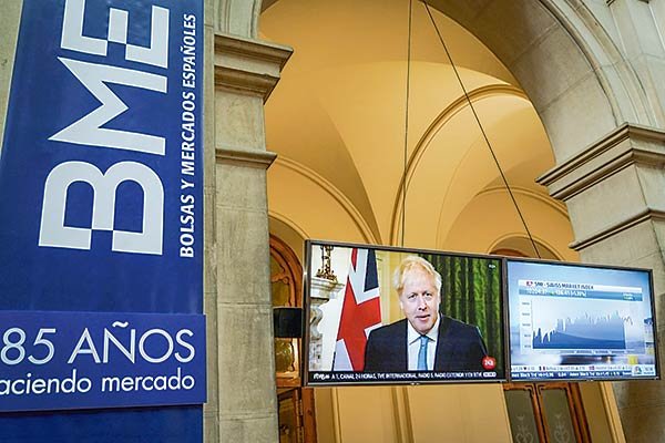 Nuevo acercamiento entre Reino Unido y la UE impulsa las bolsas