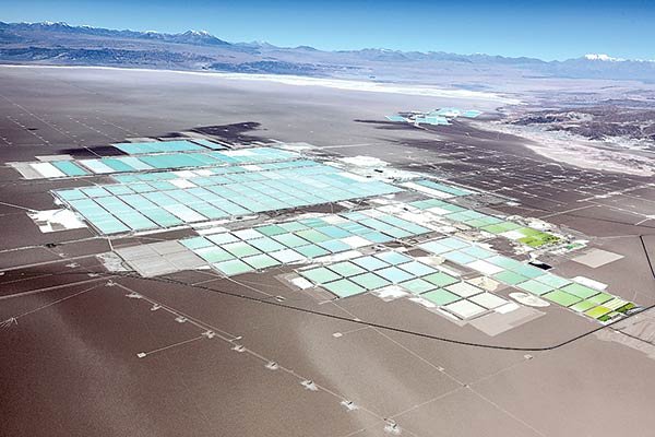 SQM acuerda con LG Energy Solutions suministro de litio hasta 2029