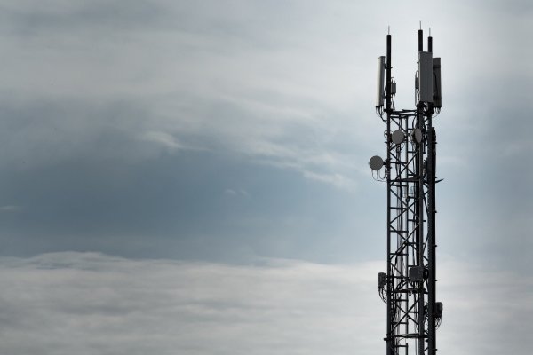 Movistar y Claro toman medidas en sus servicios para enfrentar las alzas de tráfico