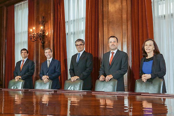 Banco Central autoriza el uso del peso chileno en operaciones transfronterizas
