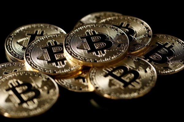 Criptomonedas terminan el año en cifras récord y con alto interés de los inversionistas por el Bitcoin