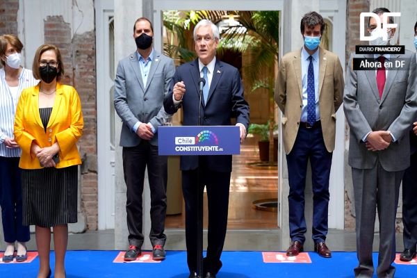 <p>Ahora en DF| Presidente Piñera presenta al Palacio Pereira como sede de la Convención Constitucional</p>