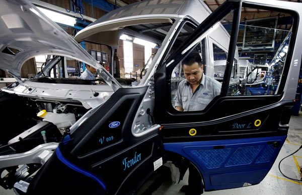 Ford cerrará operaciones de plantas en Brasil y Bolsonaro lo atribuye al fin de los subsidios por parte del gobierno