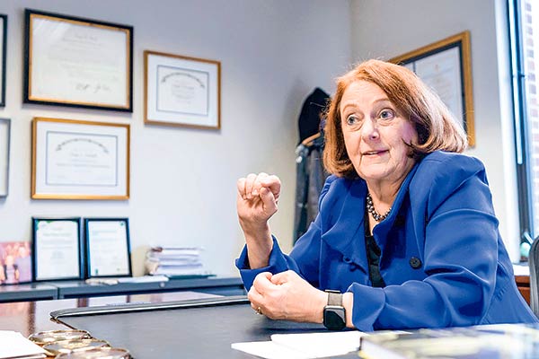 Olivia Mitchell, académica y exintegrante de la Comisión Bravo: “El grupo anti AFP se ha fortalecido y ha ganado con los retiros”