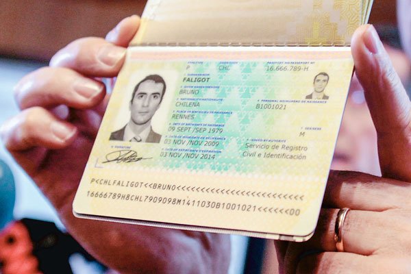 Registro Civil atrasa presentación de ofertas en licitación de pasaportes y cédulas