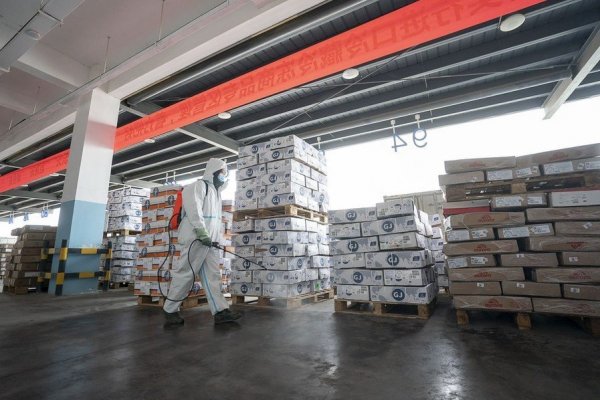 China redoblará inspecciones a productos de cadena de frío. Fuente: Xinhua