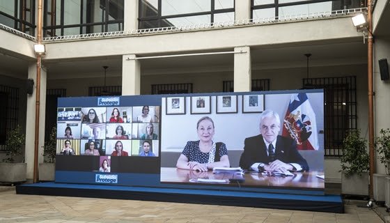 En medio del debate por el postnatal de emergencia, Gobierno presenta subsidio de $ 200 mil para madres trabajadoras