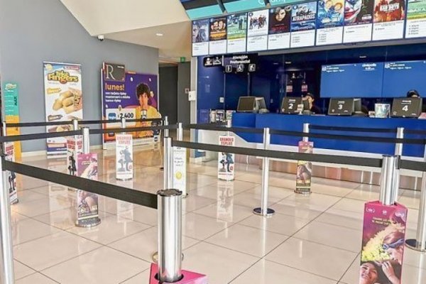 ¿Pronta reapertura de cines y teatros? Gobierno modifica restricciones en Plan Paso a Paso