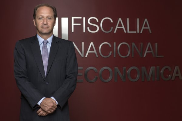 Comisión mantiene decisión de no poner impuestos a bolas de molienda de origen chino