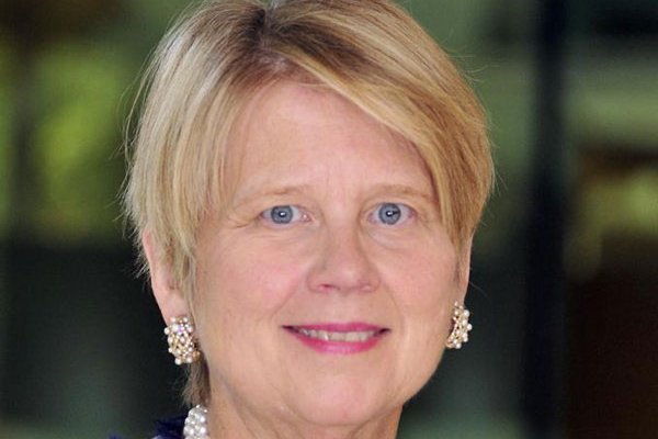 Cambio de mando en EEUU | Kathleen Barclay: “No va a ser una cosa de seis meses bajar esta idea de que estamos divididos”