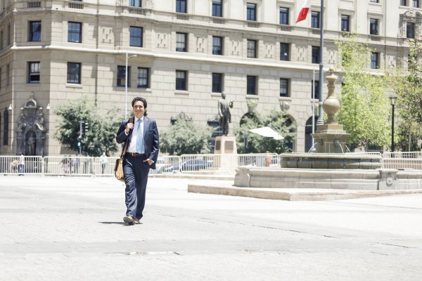 Informe con cambios a exenciones tributarias se acelera ante inminente salida de Briones