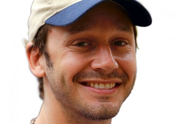 La disputa de marcas que enfrenta Benjamín Vicuña