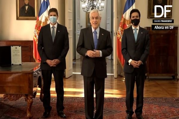 <p>Ahora en DF| Ignacio Briones renuncia a Hacienda para sumarse a la carrera presidencial</p>