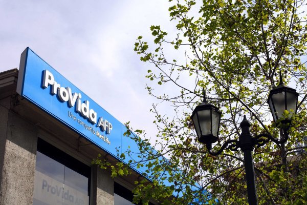 Fraude en pensiones de vejez: regulador sanciona a AFP Provida
