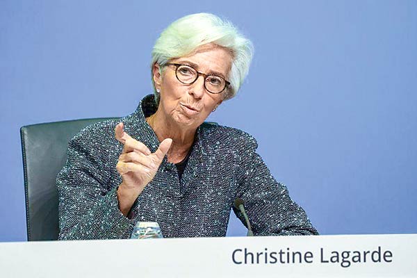 Lagarde subraya que las políticas monetaria y fiscal siguen siendo necesarias ante un 2021 incierto