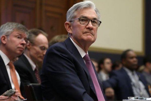 Presidente de la Fed pide amplia iniciativa para lograr pleno empleo en Estados Unidos