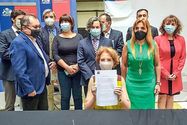 Subasta 5G por banda AWS: WOM gana otra banda y Borealnet cierra sus opciones para ingresar a Chile