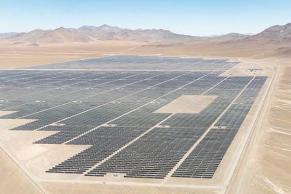 <p>Cox Energy América levantará una planta fotovoltaica en el Desierto de Atacama y creará unos 1.000 puestos de trabajo</p>