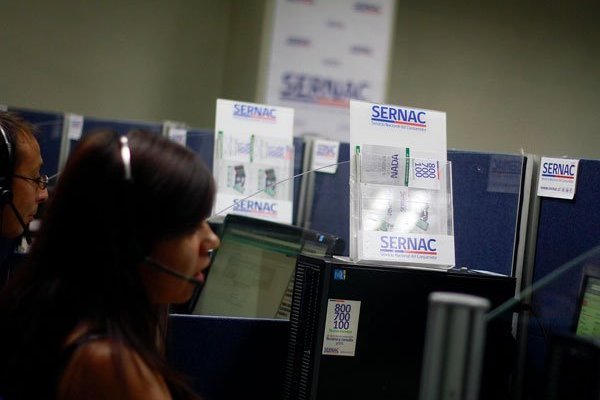 <p>Sernac denuncia a cuatro financieras por eventual estafa ante el Ministerio Público</p>