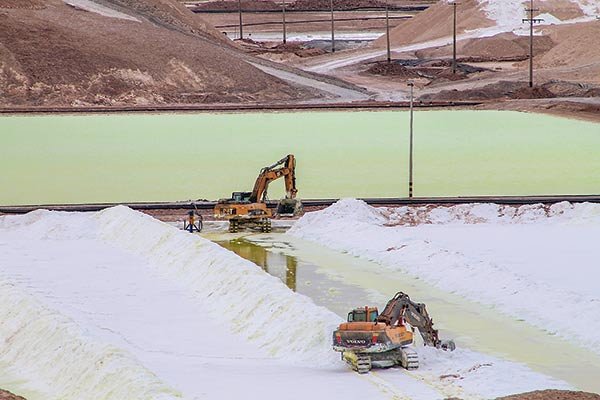 SQM y socio australiano le dan el vamos a proyecto de litio y analizarán expansión de la iniciativa