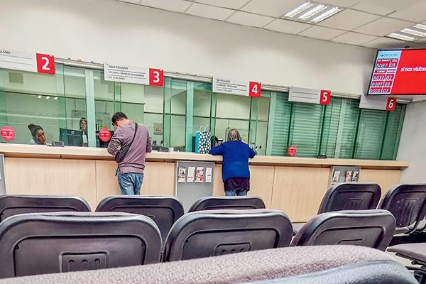 El mapa de las comunas de la RM donde los bancos redujeron sus sucursales en 2020