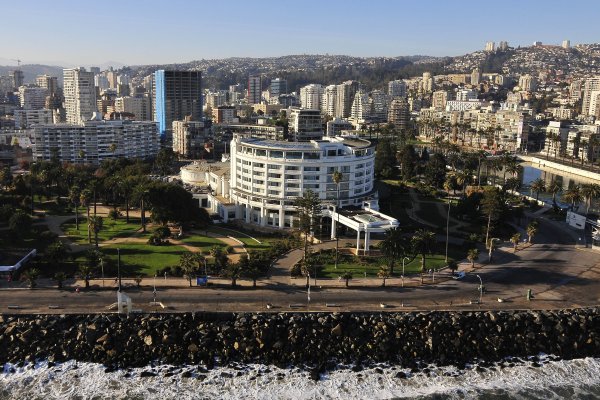 Fitch ve como positiva la posible fusión de Sun Dreams con Enjoy