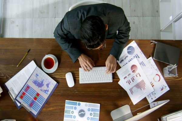 <p>Ahora en DF| ¿Qué factores provocaron el retroceso de la economía en enero con una caída del Imacec de 3,1%?</p>