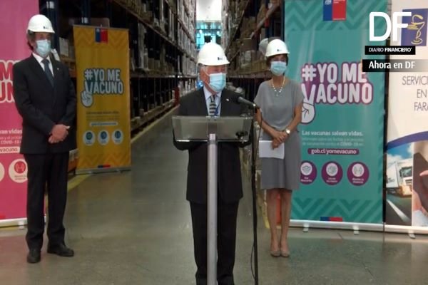<p>Ahora en DF| Ministro Paris realiza balance a un año del comienzo de la pandemia y destaca la labor del personal de salud</p>