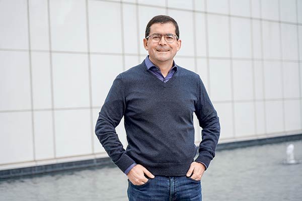 Guillermo Ponce deja gerencia general de VTR para asumir un cargo de la matriz a nivel latinoamericano