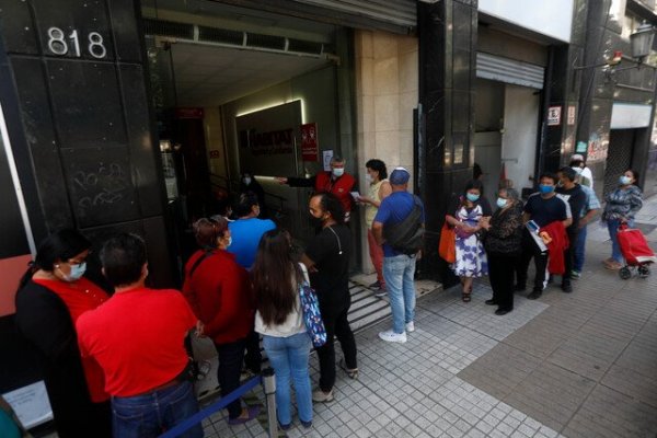 Tercer retiro desde las AFP: Superintendencia calcula que hasta seis millones de afiliados podrían quedar sin saldo y pensiones futuras caerían 30%