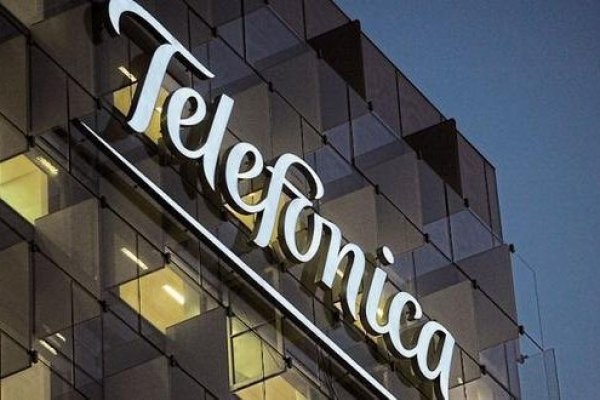 Telefónica demanda a Perú por incumplimientos de acuerdos de inversión