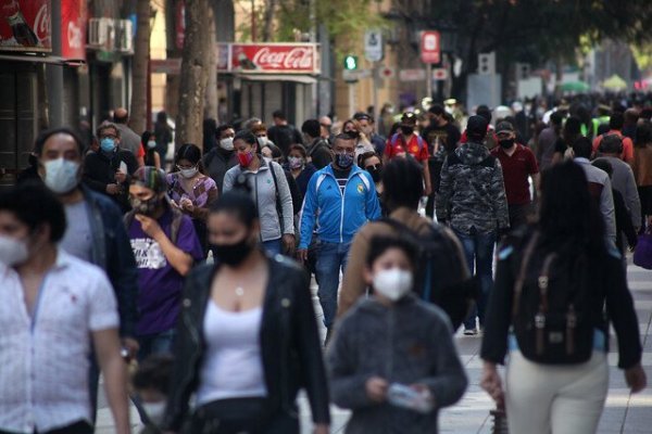 Encuesta de Ipsos revela que un 69% de los chilenos haría uso de un tercer retiro si el Congreso lo aprueba