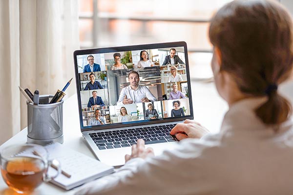 “Fatiga del Zoom”: Los motivos detrás del cansancio tras meses de videoconferencias