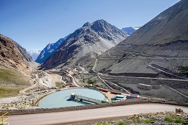 Codelco y sindicatos de Andina se encaminan a negociación colectiva reglada tras rechazo a proceso anticipado