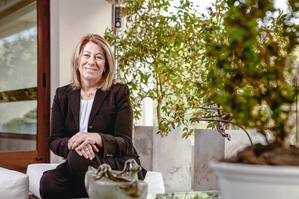 Anita Holuigue, presidenta del directorio TVN.