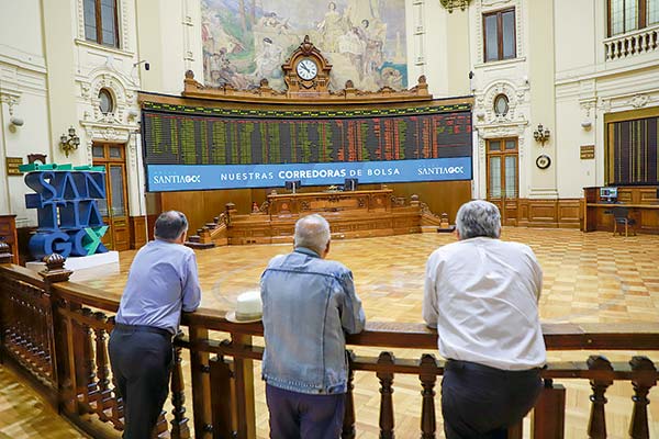 A fines de 2020, la Bolsa de Santiago, DCV y GTD, fundaron el consorcio AUNA. Foto: Julio Castro