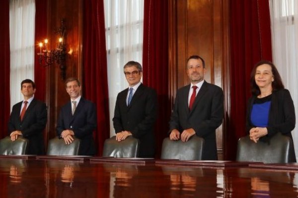 Banco Central señala que para su primer ajuste de tasa no será necesario retirar previamente las medidas no convencionales de estímulo