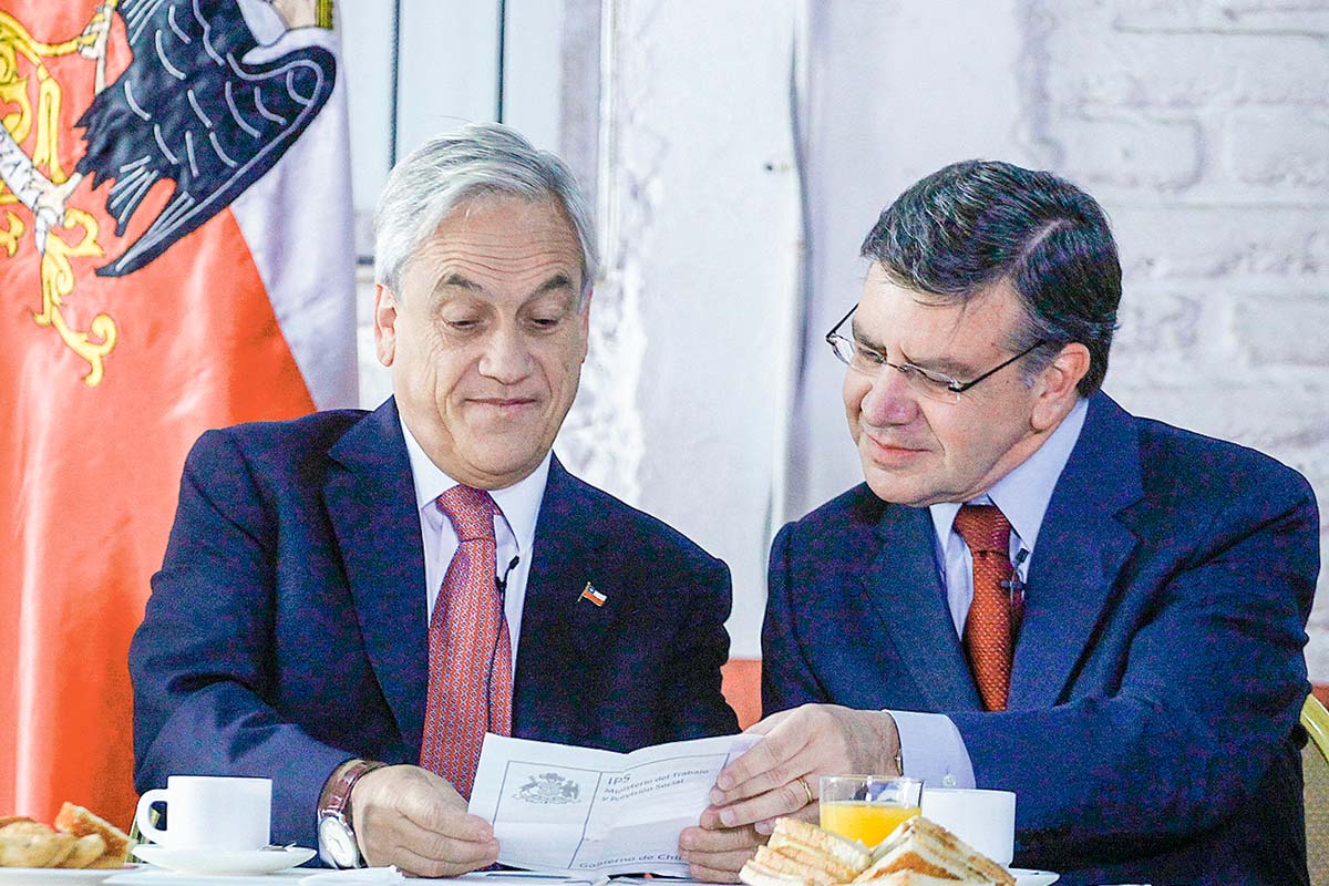 <p>La postura de La Moneda frente a la propuesta de Lavín</p>
