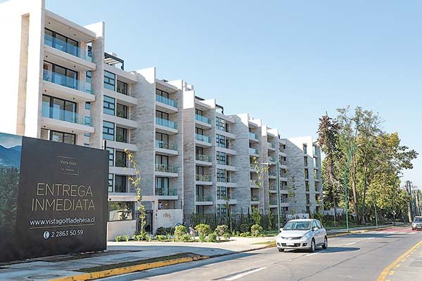 Las comunas de la Región Metropolitana que lideraron el alza de precios de viviendas nuevas en un particular febrero para el sector inmobiliario